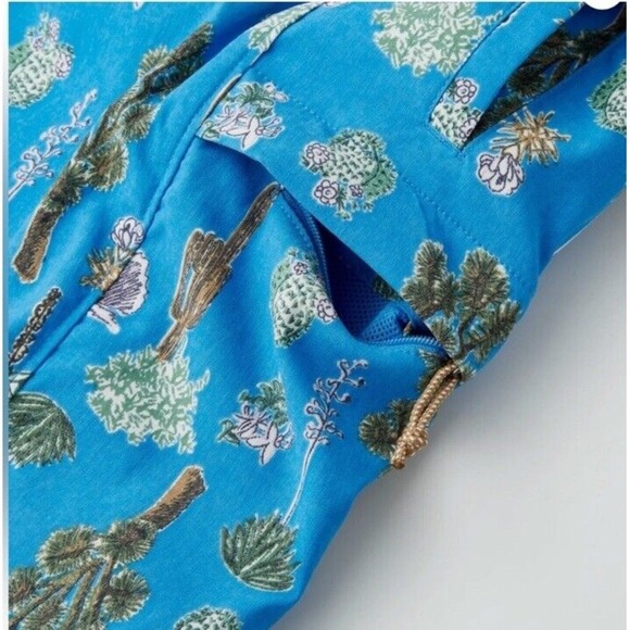 The North Face Class V Belted Shorts | Super Sonic Blue Cactus Pri… - Picture 2 of 5